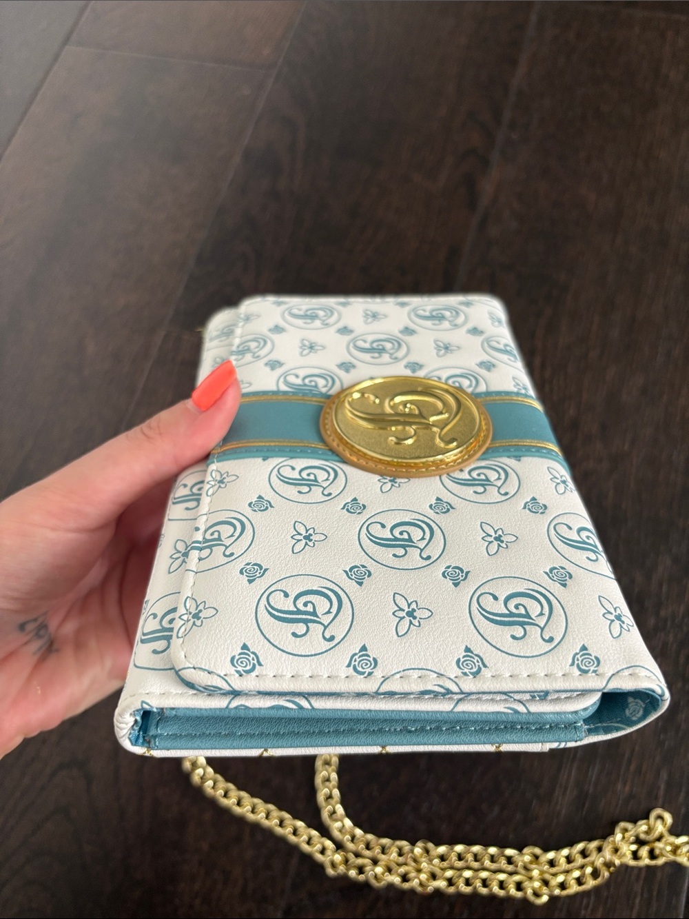 Loungefly White and Blue Monogram Crossbody with Gold Chain - Picture 9 of 10